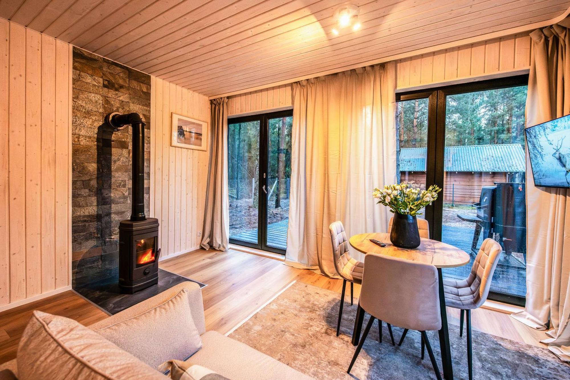 Heban Forest Cabin&sauna Starlink Tomczyn